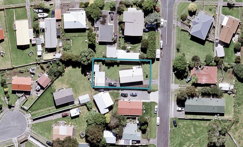 11 Aubrey Street, Waitara, Waitara - Carousel 1