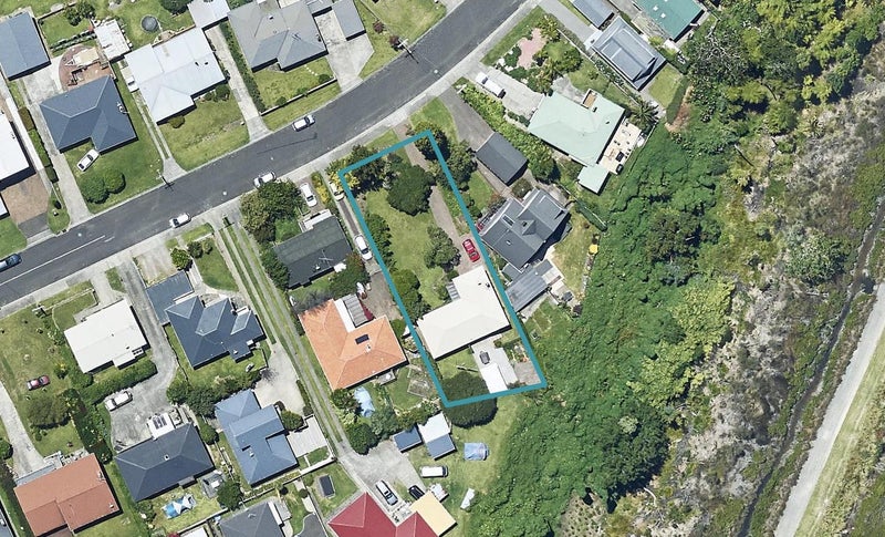 74 Esk Street, Parkvale, Tauranga - Carousel 1