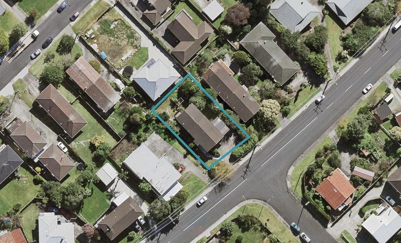 178A Coronation Road, Hillcrest, Auckland - Carousel 1