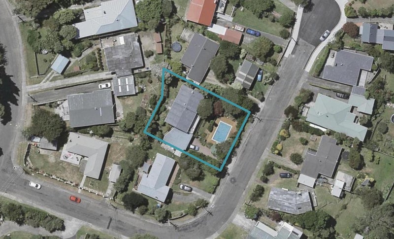6 Grange Park Avenue, Raumati South, Paraparaumu - Carousel 1