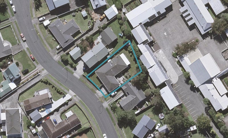 8 Maralyn Place, Bell Block, New Plymouth - Carousel 1