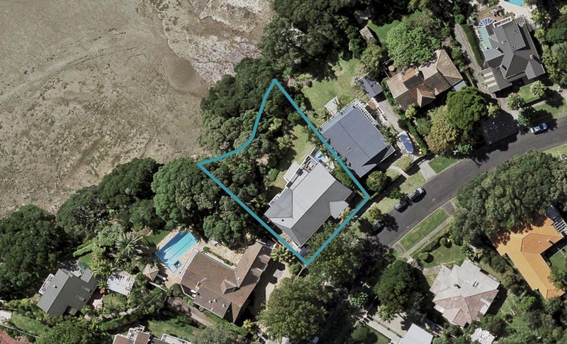 9 Beresford Street, Bayswater, Auckland - Carousel 1