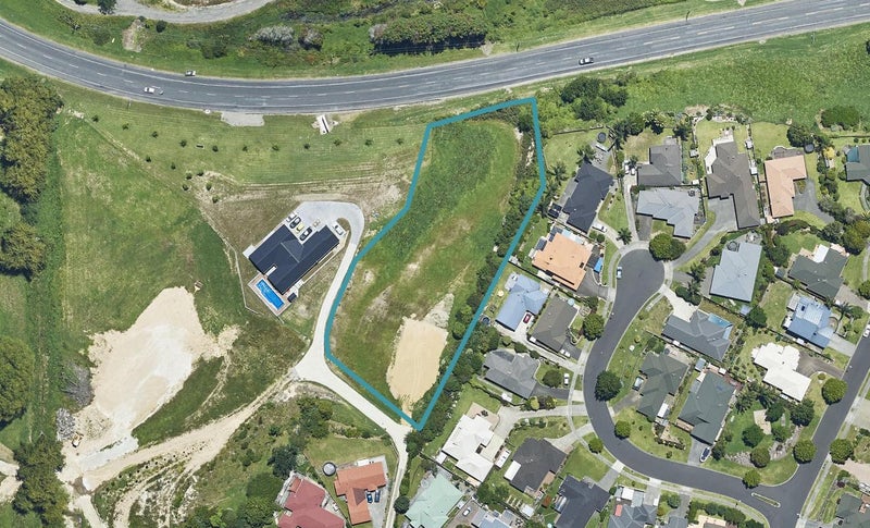 68 Stableford Drive, Greerton, Tauranga - Carousel 1