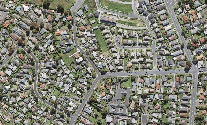 4/76 Mcleod Road, Te Atatū South, Auckland - Carousel 1