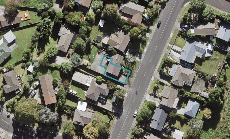 55B Redwood Drive, Massey, Auckland - Carousel 1