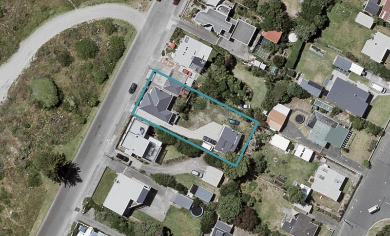 10 Marine Parade, Otaki Beach, Otaki - Carousel 1