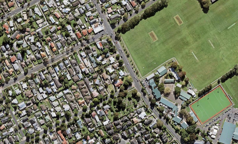 1/1B Orchard Street, Avondale, Auckland - Carousel 1