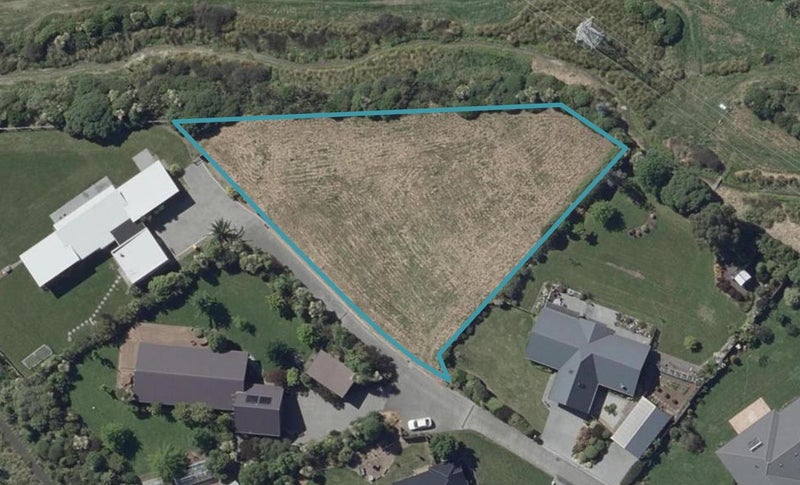 4 Highlight Lane, Heathcote Valley, Christchurch - Carousel 1