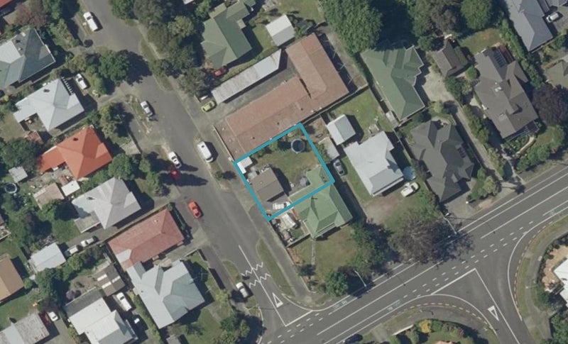 33 Colombo Street, Hokowhitu, Palmerston North - Carousel 1