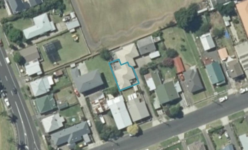 107A Fenton Street, Thames - Carousel 1