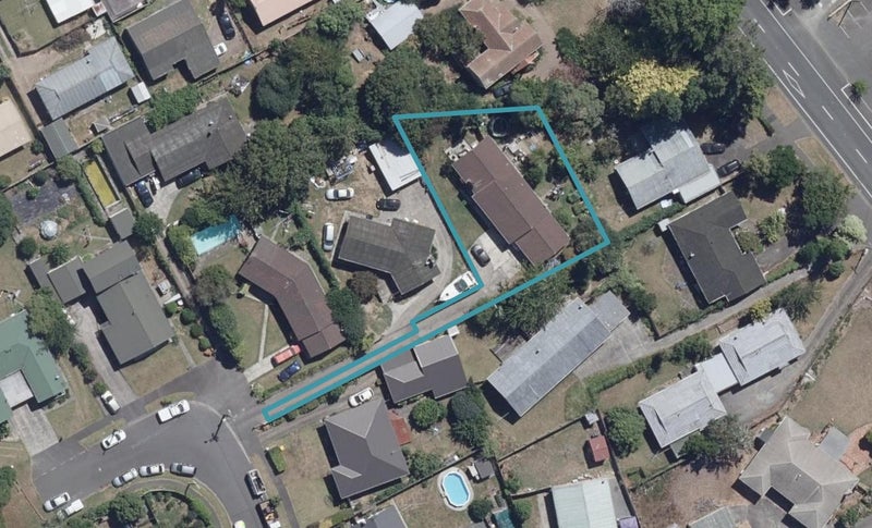 50 Regent Street, Silverdale, Hamilton - Carousel 1