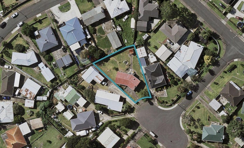 5 Terry Place, Otara, Auckland - Carousel 1