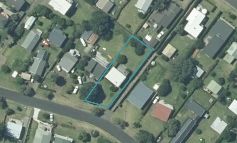13 Dawn Avenue, Hahei - Carousel 1