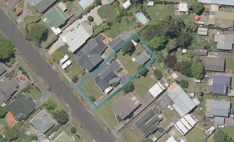 29 Jellicoe Street, Whanganui East, Whanganui - Carousel 1