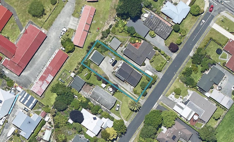 7 Awatea Terrace, Lynmore, Rotorua - Carousel 1