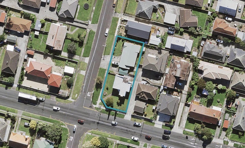 2/14 Radnor Road, Mount Roskill, Auckland - Carousel 1