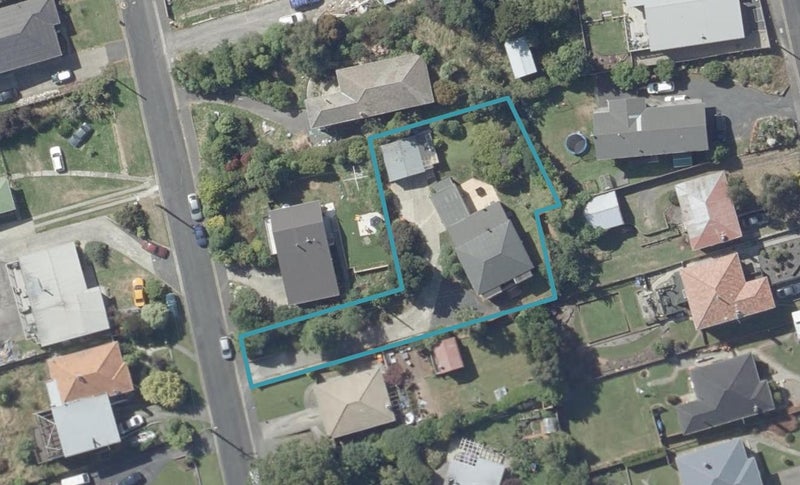 29 Teignmouth Street, Abbotsford, Dunedin - Carousel 1