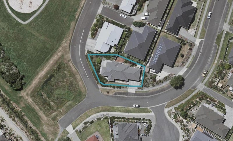62 Waterstone Avenue, Paraparaumu, Paraparaumu - Carousel 1