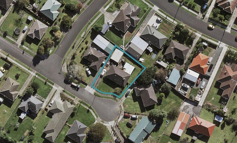 6 Natalie Place, Otara, Auckland - Carousel 1