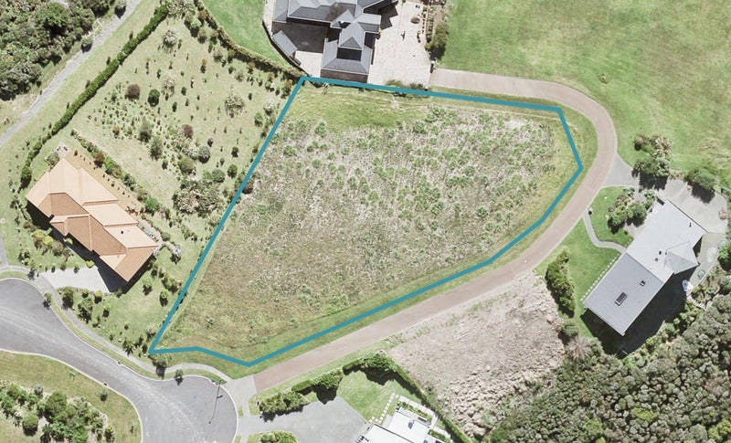 68 Balboa Drive, Matakatia, Whangaparāoa - Carousel 1
