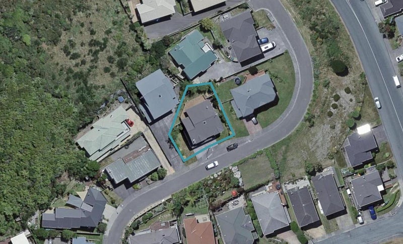 51 Meadowcroft Grove, Johnsonville, Wellington - Carousel 1