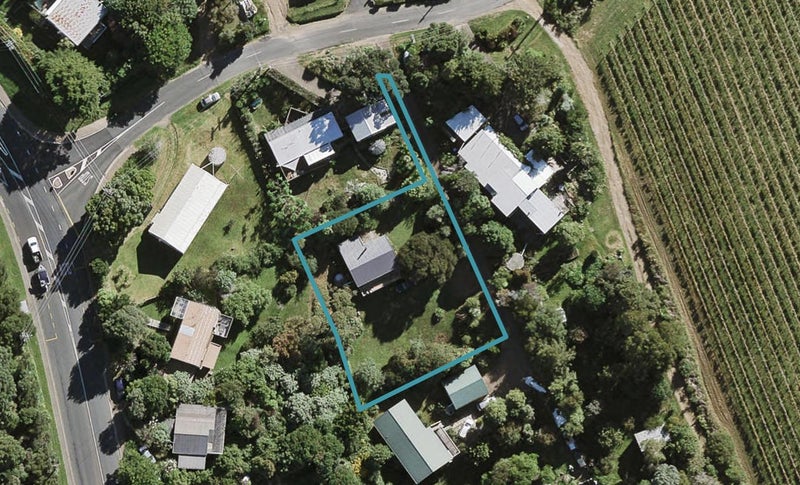234 Wilma Road, Surfdale, Waiheke Island - Carousel 1