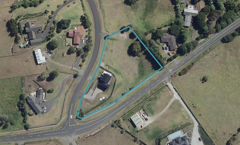 8 Wynvale Lane, Rotokauri, Hamilton - Carousel 1