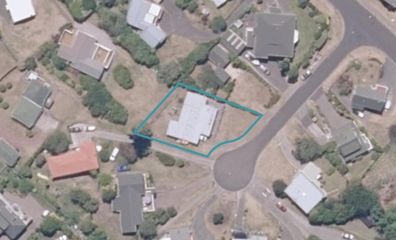 4 Earle Place, Acacia Bay, Taupo - Carousel 1