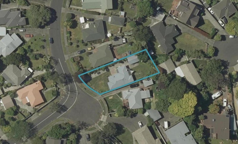 21 Parkland Crescent, Terrace End, Palmerston North - Carousel 1