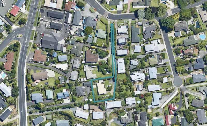 25 Darraghs Road, Brookfield, Tauranga - Carousel 1