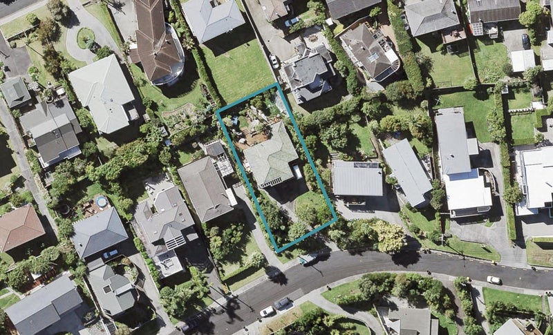 21 Jellicoe Road, Murrays Bay, Auckland - Carousel 1