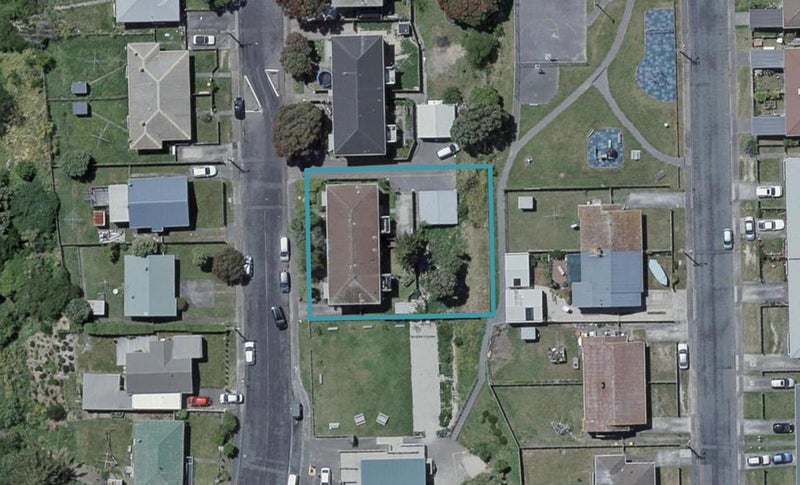 61 Raukawa Street, Strathmore Park, Wellington - Carousel 1