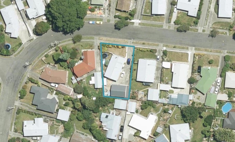 12 Endeavour Street, Riversdale, Blenheim - Carousel 1