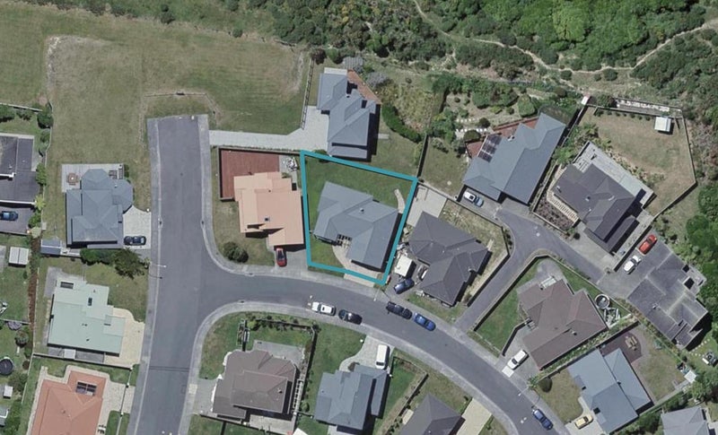 3 Cabbage Tree Grove, Woodridge, Wellington - Carousel 1