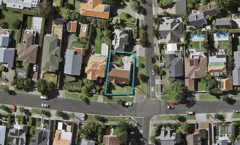 16 Dell Avenue, Remuera, Auckland - Carousel 1