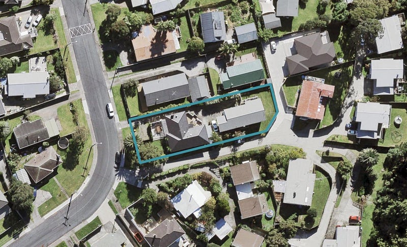 2/51 Lancaster Road, Beach Haven, Auckland - Carousel 1