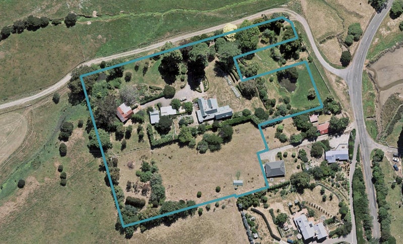 252 Wainui Main Road, French Farm, Akaroa - Carousel 1