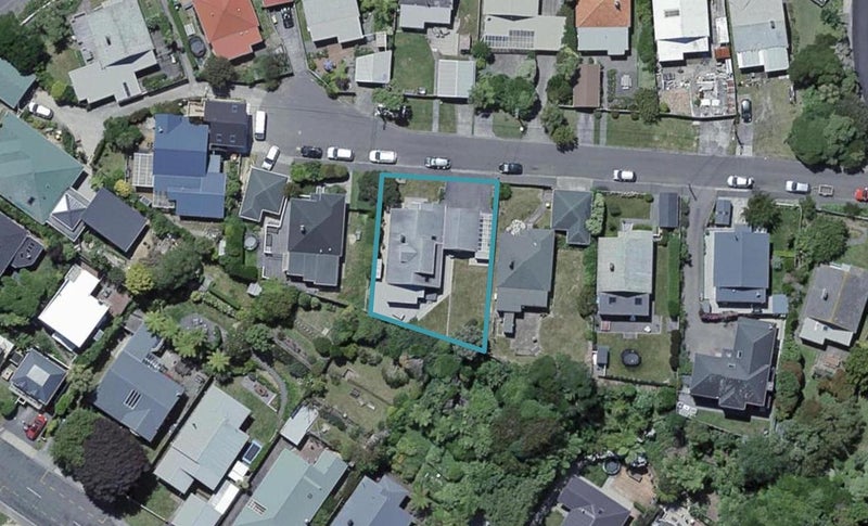 9 Carroll Street, Ngaio, Wellington - Carousel 1