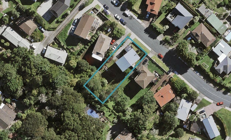 8 Sungrove Rise, Sunnyvale, Auckland - Carousel 1