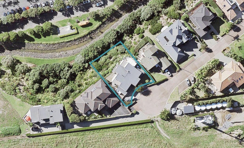 17 Tui Brae, Beachlands, Auckland - Carousel 1