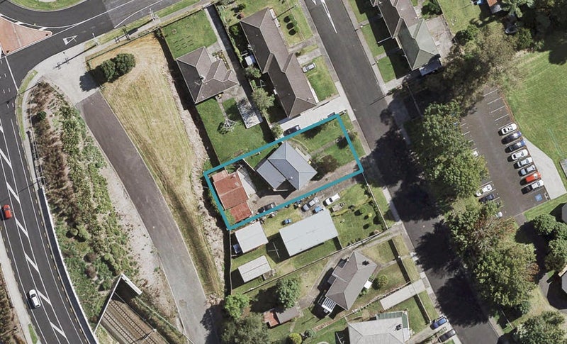 1D Ferguson Street, Manurewa East, Auckland - Carousel 1
