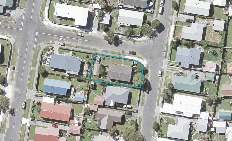 1 Twickenham Street, Wainuiomata, Lower Hutt - Carousel 1