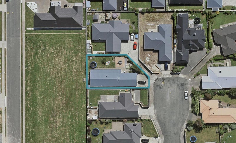 98 Gimblett Court, Waikiwi, Invercargill - Carousel 1