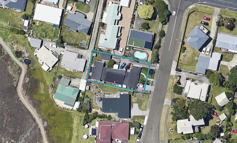 1/4 Ohiwa Parade, Ohope, Ohope - Carousel 1
