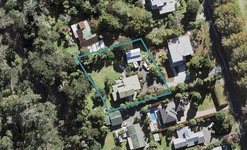 61 Churchouse Road, Greenhithe, Auckland - Carousel 1