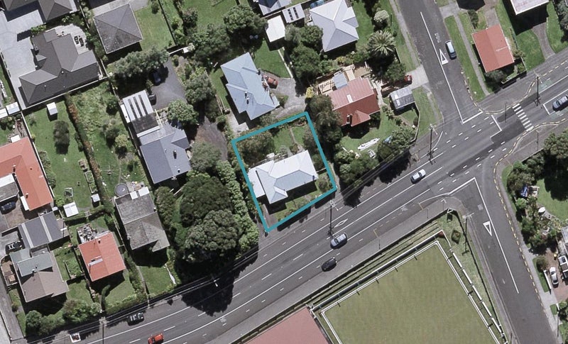 446 Saint Aubyn Street, Moturoa, New Plymouth - Carousel 1
