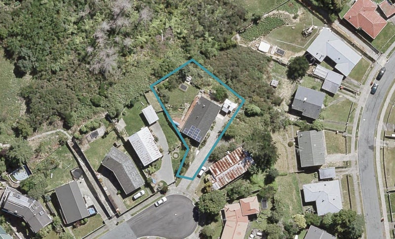 55 Aniseed Grove, Timberlea, Upper Hutt - Carousel 1