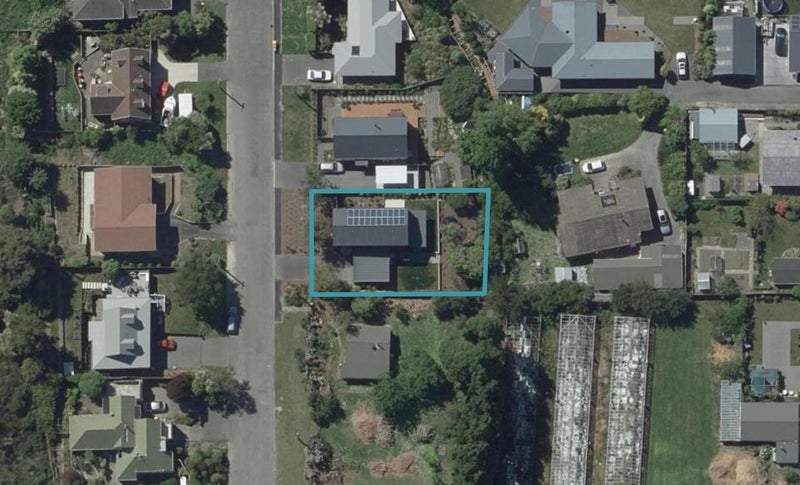 67 Albert Terrace, Saint Martins, Christchurch - Carousel 1