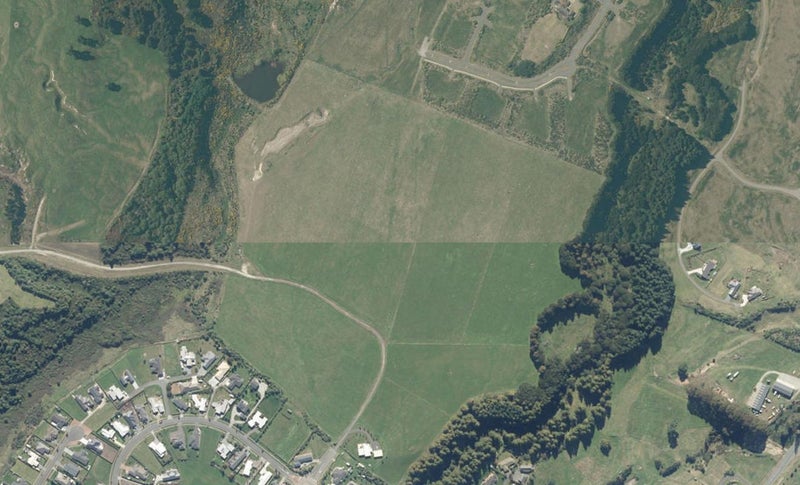 8 Ribbonwood Lane, Kinloch, Taupo - Carousel 1