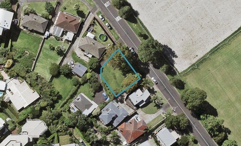 7 Reihana Street, Orakei, Auckland - Carousel 1
